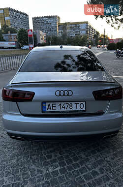 Седан Audi A6 2015 в 