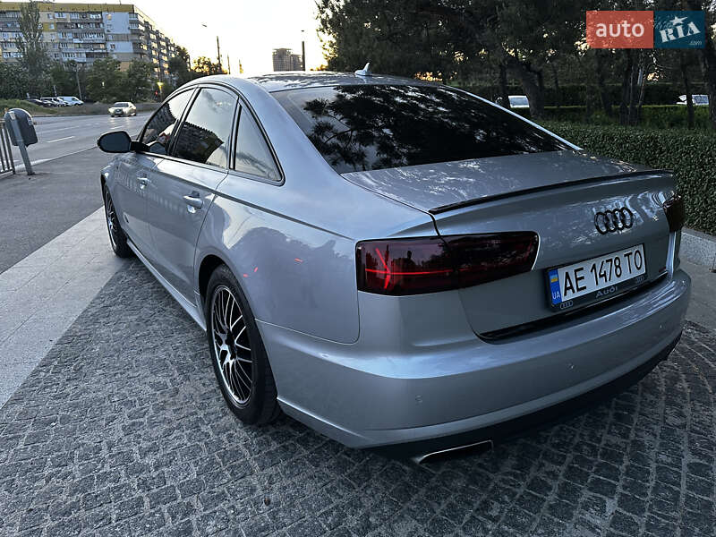 Седан Audi A6 2015 в Днепре