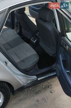Седан Audi A6 1999 в 