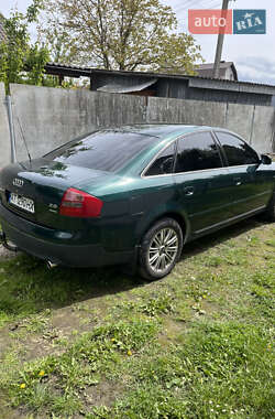 Седан Audi A6 2001 в 