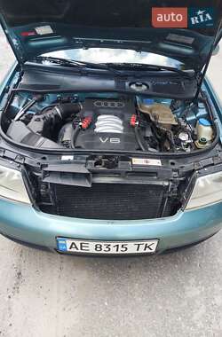 Седан Audi A6 1998 в 