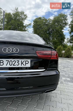 Седан Audi A6 2015 в 