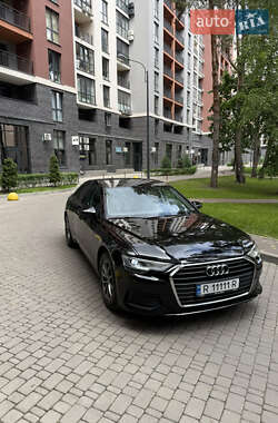 Седан Audi A6 2021 в 