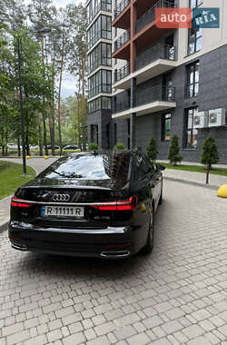 Седан Audi A6 2021 в 