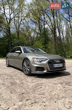 Седан Audi A6 2019 в 