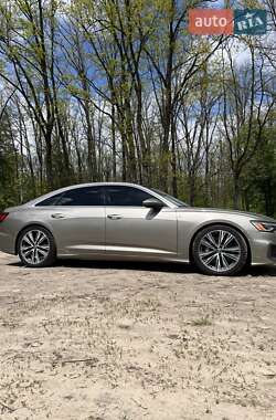 Седан Audi A6 2019 в 