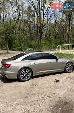 Седан Audi A6 2019 в 