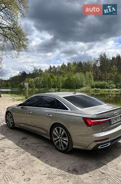 Седан Audi A6 2019 в 