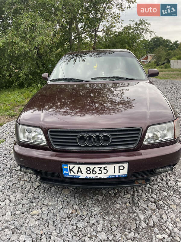 Седан Audi A6 1996 в 