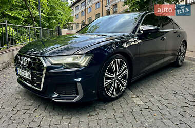 Седан Audi A6 2018 в 