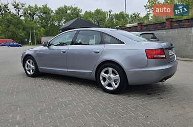 Седан Audi A6 2004 в 
