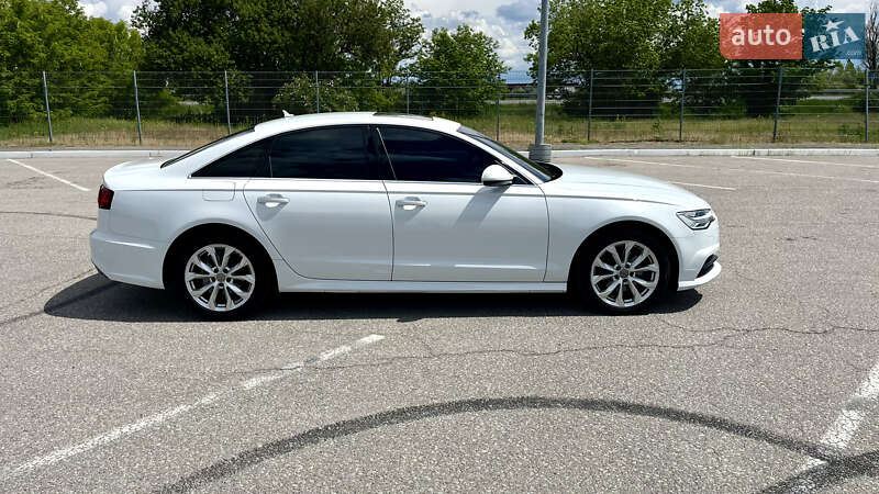 Седан Audi A6 2018 в Днепре