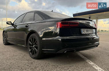Седан Audi A6 2015 в 