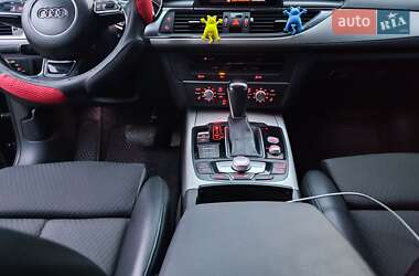 Седан Audi A6 2015 в 