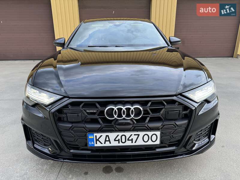 Седан Audi A6 2021 в 