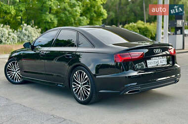 Седан Audi A6 2016 в 
