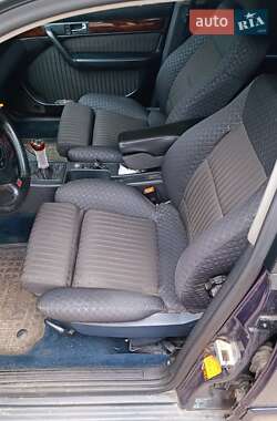 Седан Audi A6 1995 в 
