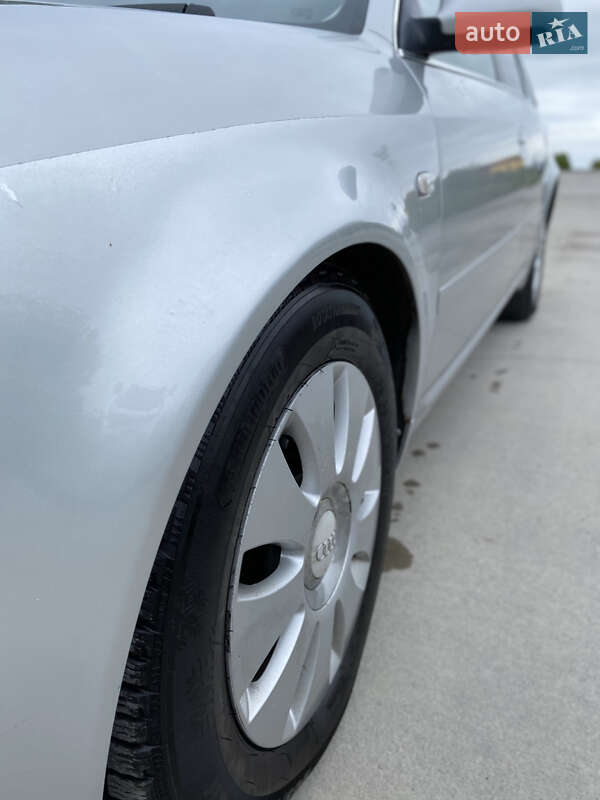 Универсал Audi A6 2004 в Хотине