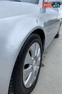 Универсал Audi A6 2004 в 