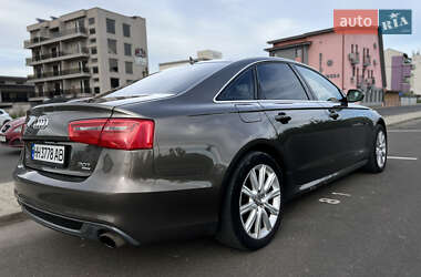 Седан Audi A6 2012 в 