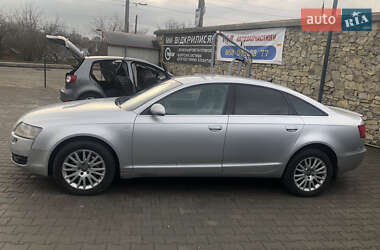 Седан Audi A6 2004 в 