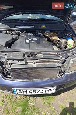Универсал Audi A6 1998 в 