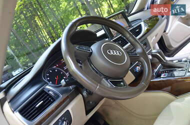 Седан Audi A6 2015 в 