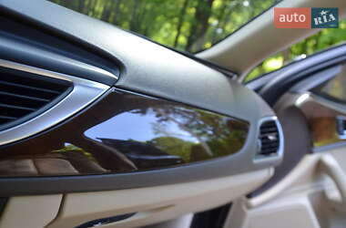Седан Audi A6 2015 в 