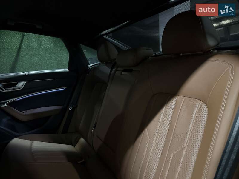 Седан Audi A6 2018 в Киеве