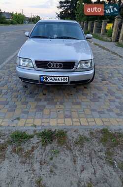 Седан Audi A6 1996 в Заречном