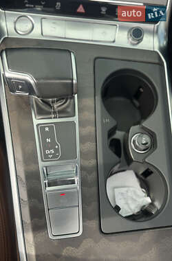 Седан Audi A6 2019 в 