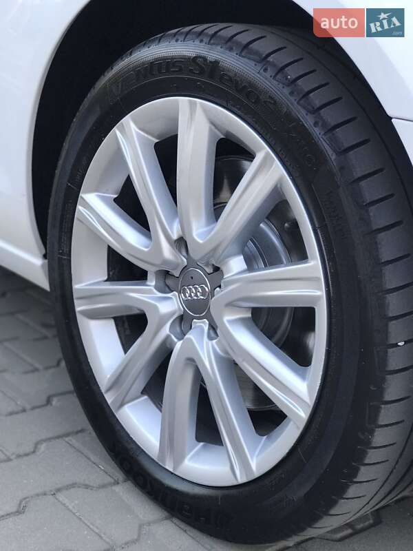 Седан Audi A6 2014 в Луцке