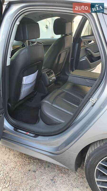 Седан Audi A6 2015 в Киеве