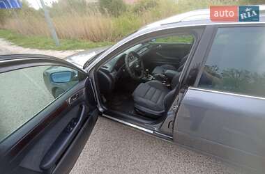 Универсал Audi A6 2000 в 