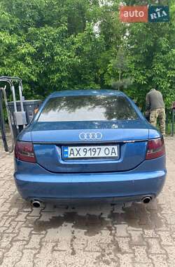 Седан Audi A6 2004 в 