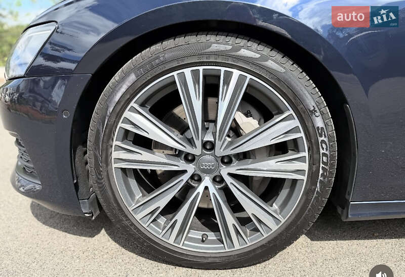 Седан Audi A6 2018 в Киеве
