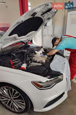Седан Audi A6 2015 в 