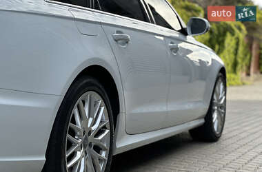 Седан Audi A6 2016 в 