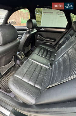 Седан Audi A6 2002 в 