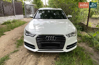Седан Audi A6 2015 в 