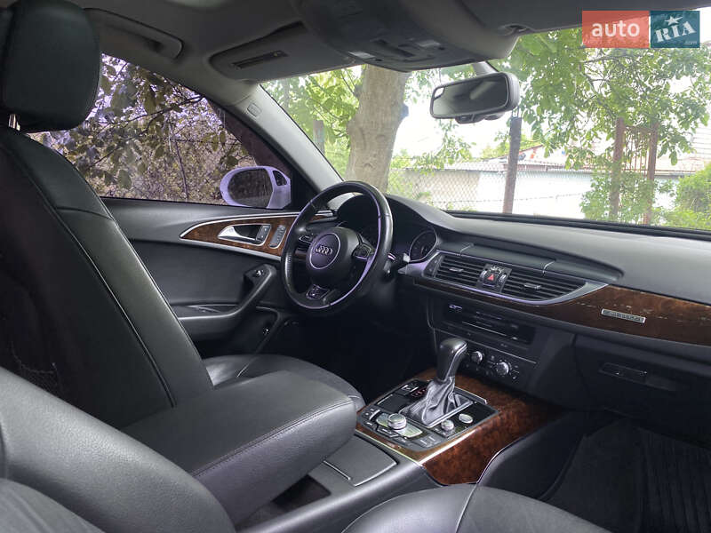Седан Audi A6 2015 в Николаеве