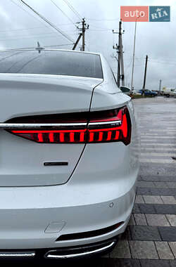 Седан Audi A6 2019 в 