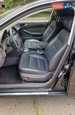 Универсал Audi A6 2004 в 