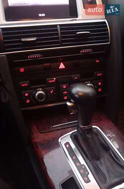 Седан Audi A6 2010 в 