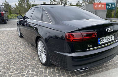 Седан Audi A6 2015 в 