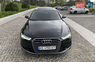 Седан Audi A6 2015 в 