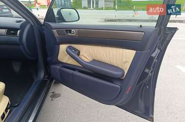 Седан Audi A6 2000 в 