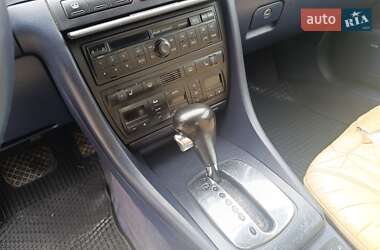 Седан Audi A6 2000 в 
