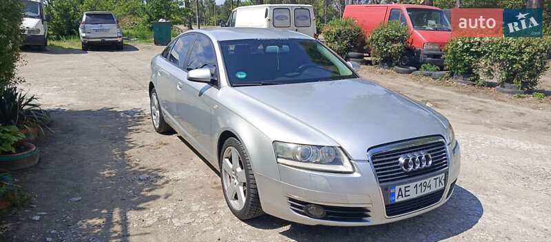 Седан Audi A6 2004 в Каменском