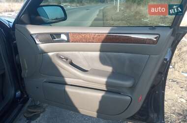 Седан Audi A6 2002 в Новояворовске